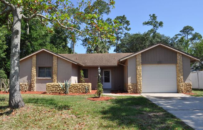 2 Bedroom 2 Bath Home in the Woodlands of Palm Coast