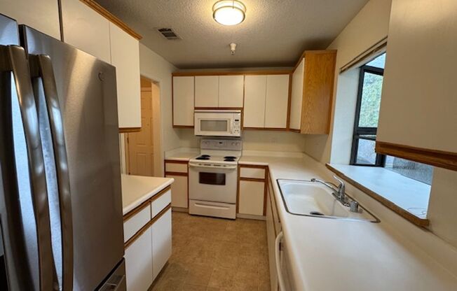 2 beds, 2.5 baths, $2,900, Unit # 203