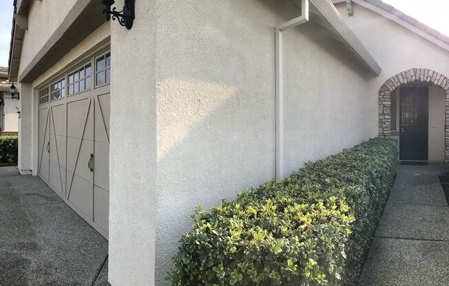 55+ Community Home in Great Condition!