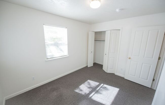 2 beds, 1 bath, $1,749, Unit 5