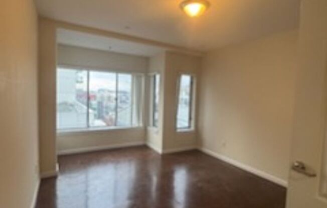 2 beds, 1 bath, 1,100 sqft, $2,895, Unit 502