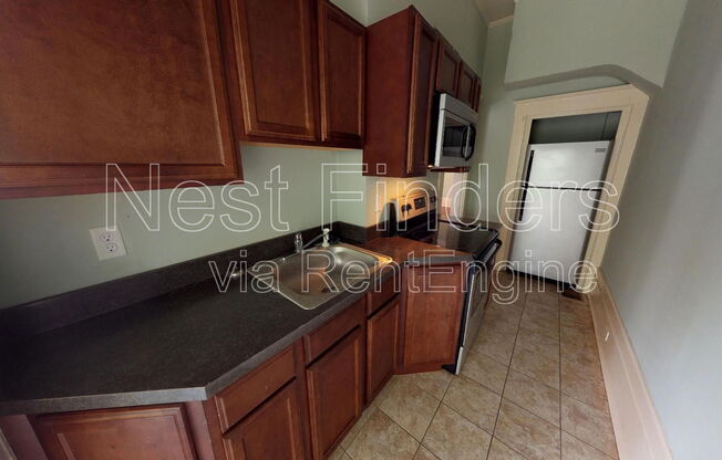 2145 Oak Street - Unit D Two Bedroom