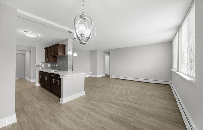 2 beds, 1.5 baths, 1,100 sqft, $2,295, Unit 202
