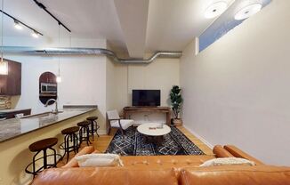 2778 N Milwaukee Ave