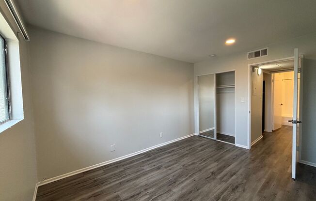 1 bed, 1 bath, 695 sqft, $1,598, Unit 301