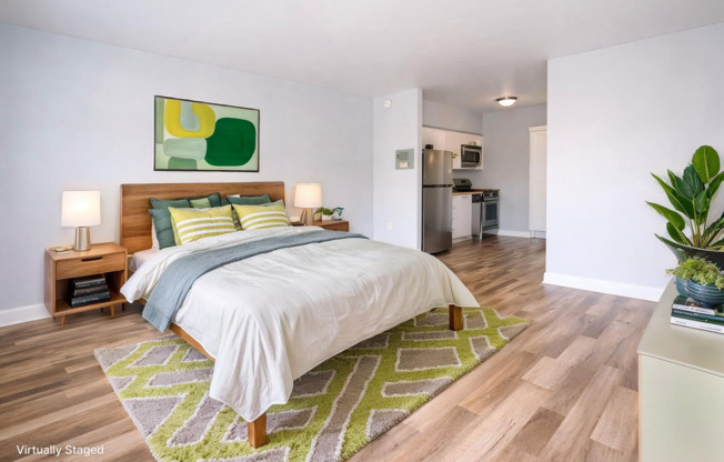 Studio, 1 bath, 420 sqft, $1,500, Unit 121