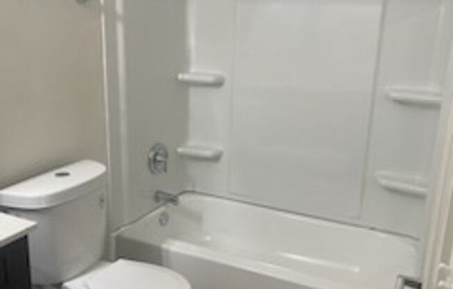 Lakeland Apartments