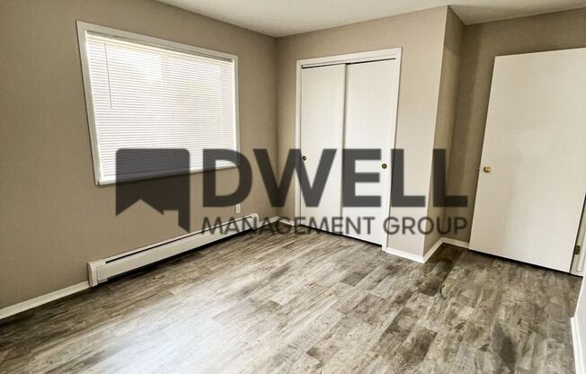 2 beds, 1 bath, $850, Unit 125 - 2