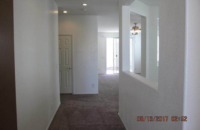 2 beds, 2 baths, $1,900