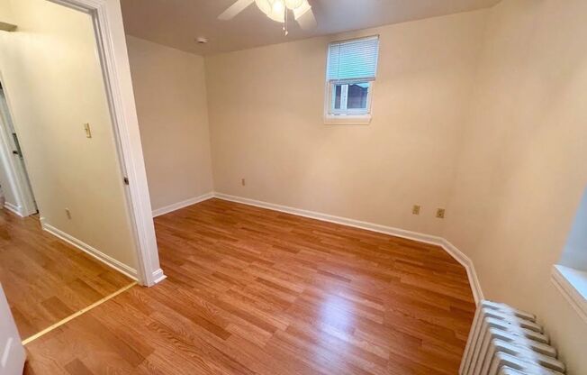 325 N Neville