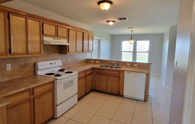 2009 Recently Updated 4 Bedroom 2 Bath!