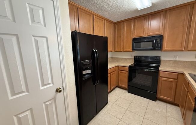 Spacious 2-Bedroom Townhome in Cypress Trace!