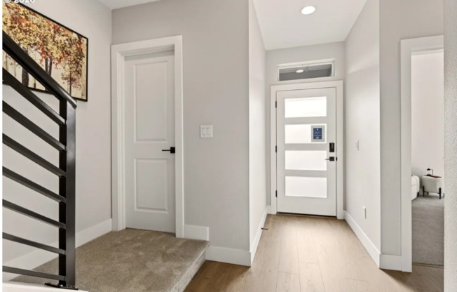 Gorgeous 3 Bedroom with Loft and Bonus Room! High Ceilings! Pantry! Keyless Entry! Double Oven & MORE! Must SEE!