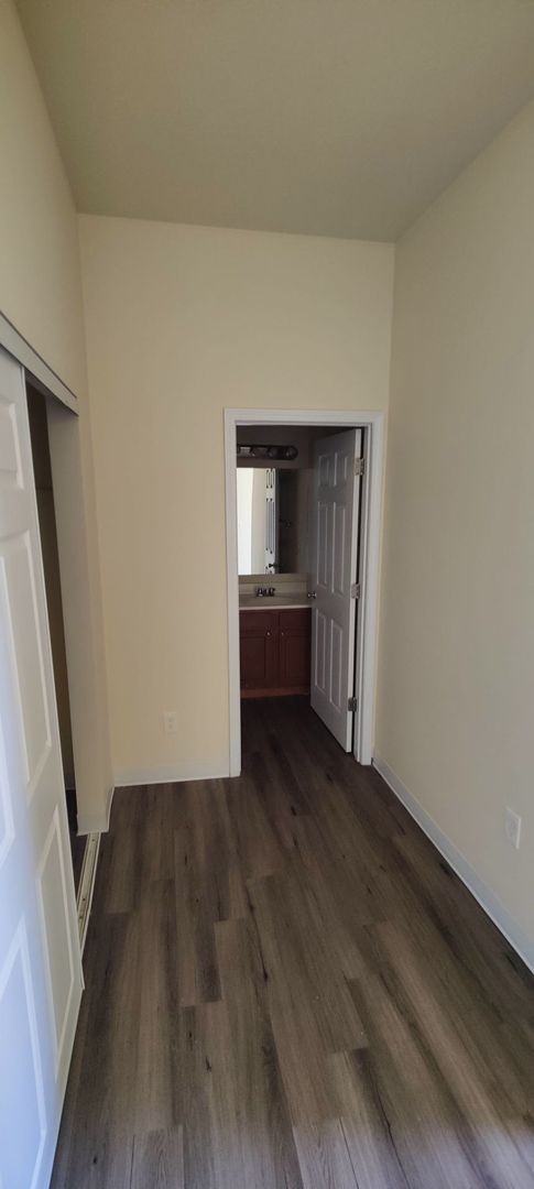 1 bed, 1 bath, $750, Unit Unit 101