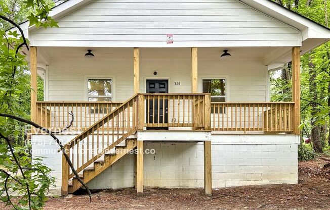 831 BOLTON RD NW
