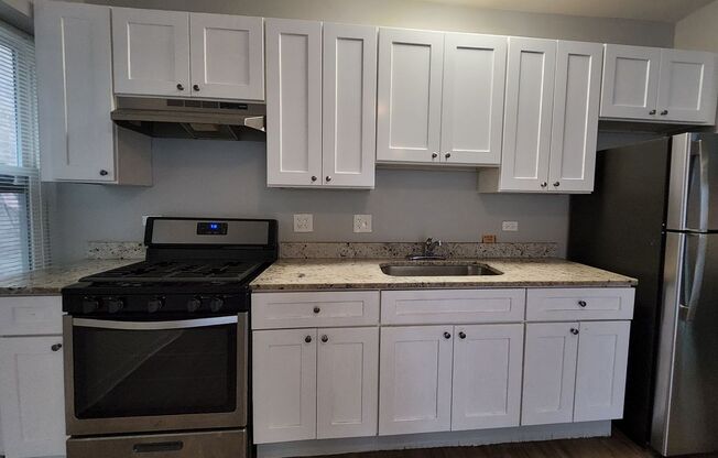 7419-35 S Colfax Ave.