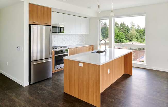 Multnomah Station Apartments kitchen