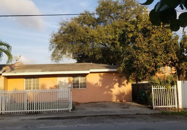 3725 NW 13 AVE