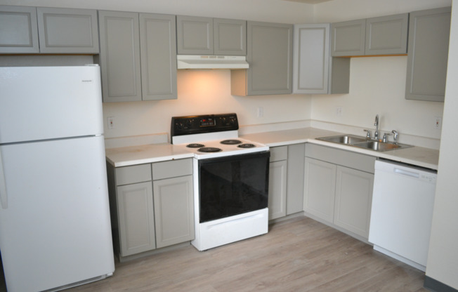 Spacious 2 Bed / 2 Bath Townhomes in East Pueblo!