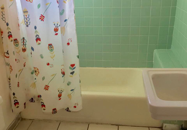 2020 Cloverfield Blvd 5 - D