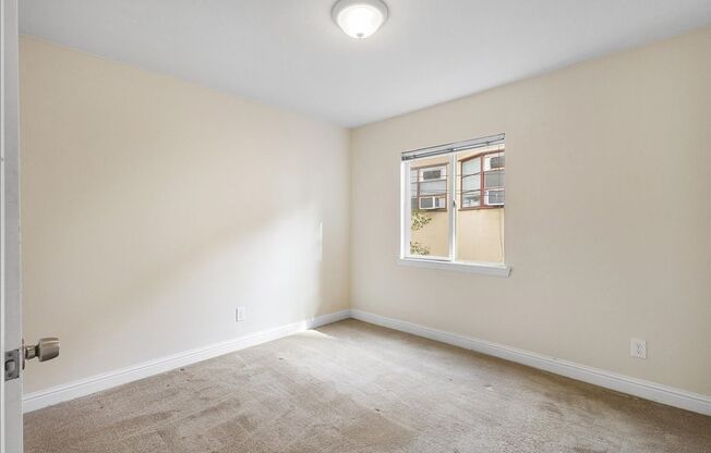2234 Santa Clara Ave #B - 1 bedroom | 1 bath