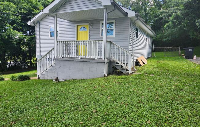 2 bedroom 1 bath fully updated home in East Ridge, TN