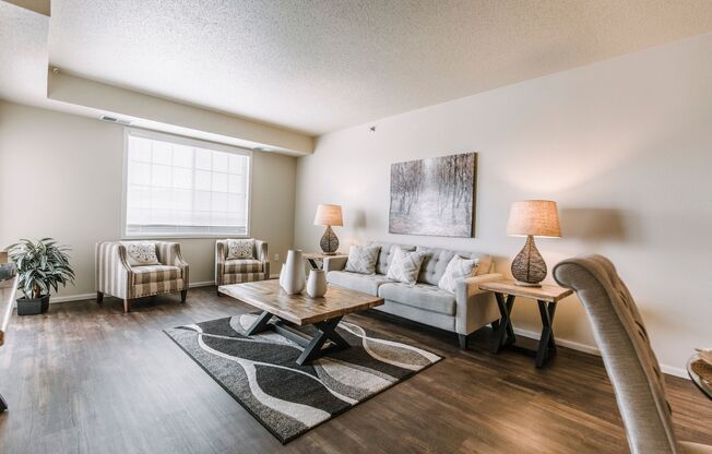 Lakewood Crossing Apartments