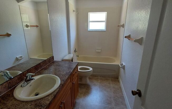 3 beds, 2 baths, $1,695