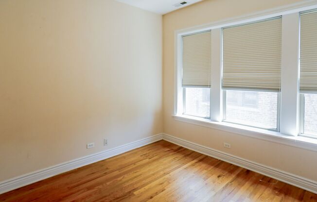 2 beds, 1 bath, 650 sqft, $2,650, Unit 1210WAV3