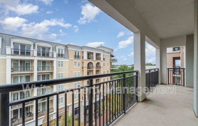 4625 Piedmont Row Dr