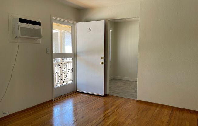 2121 15 ST