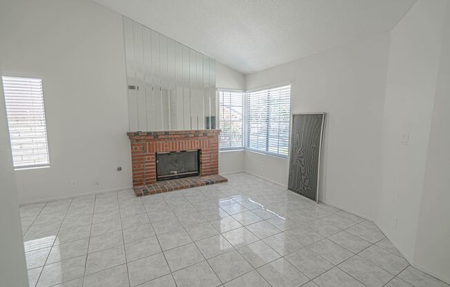 COMING SOON! Single Story 3 Bedroom in Mountain View!
