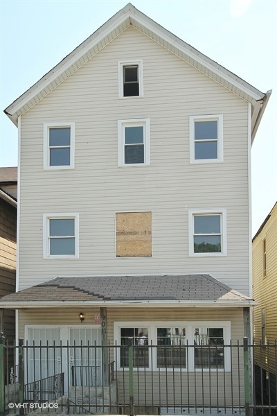 9011 S Brandon Avenue