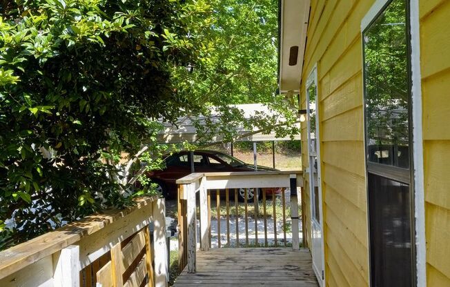 FOR RENT: Beautiful 3 Bed / 2 Bath Spacious Mobile Home