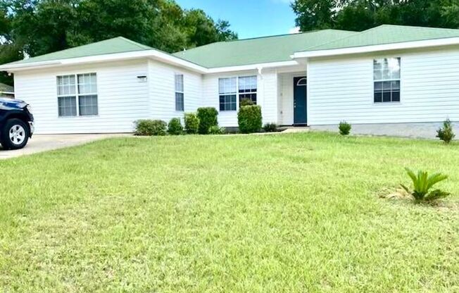 New Listing in Crestview