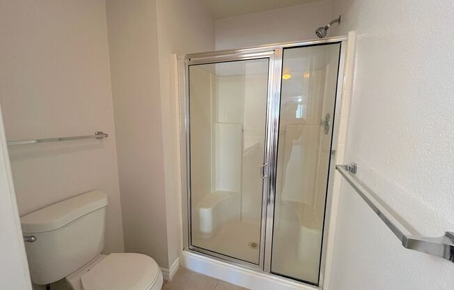 2 beds, 2 baths, $1,395, Unit UNIT 2004