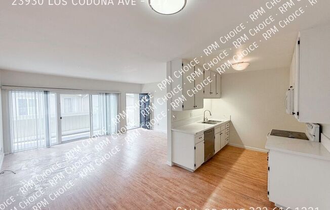 23930 Los Codona Ave. #114