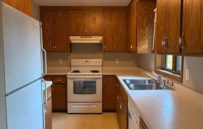 17456-17458 Sunray Circle SW