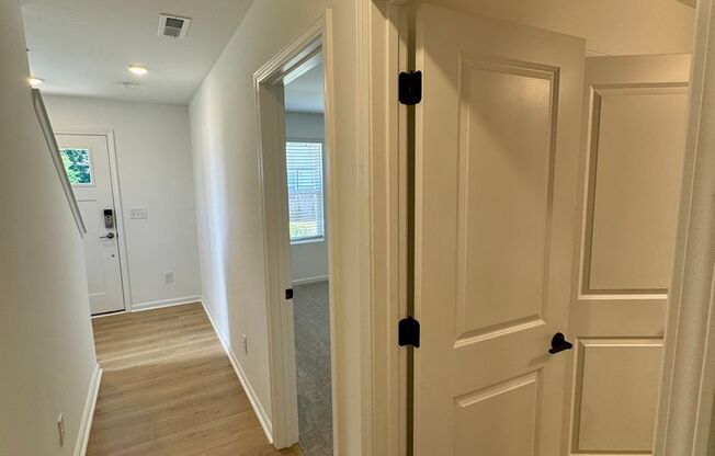 Beautiful, New Construction, 3-Story, 4BR/3.5BA Townhouse