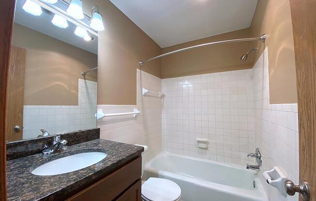 2 beds, 1.5 baths, 1,036 sqft, $1,485