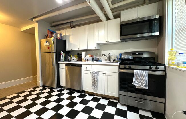 2523-29 Webster
