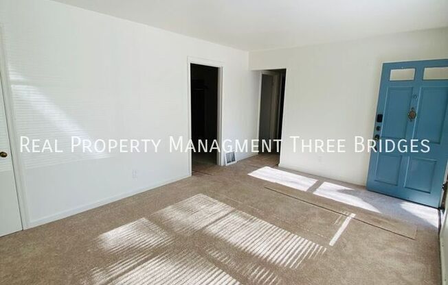 9 REGINA CT