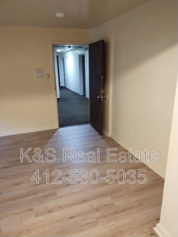 121 LEBANON BLVD 9