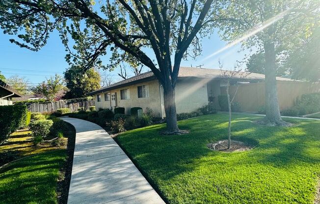 Whitney Villa Apartments