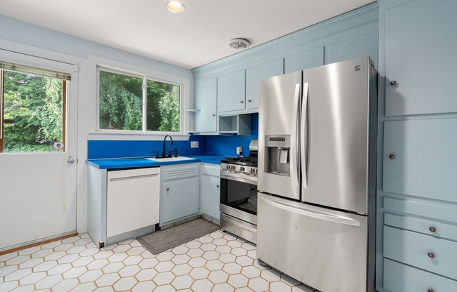 63 CLIFTON RD