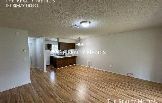 2144 E PARKTON DR