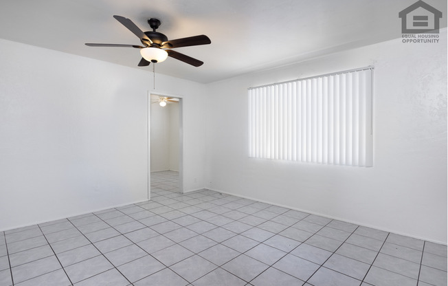 3Bed/1.5Bath House at Northern Ave/31st Ave! Ready for Immediate Move-In! -- NO HOA!