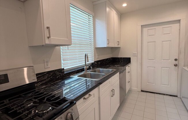 1438 11 ST