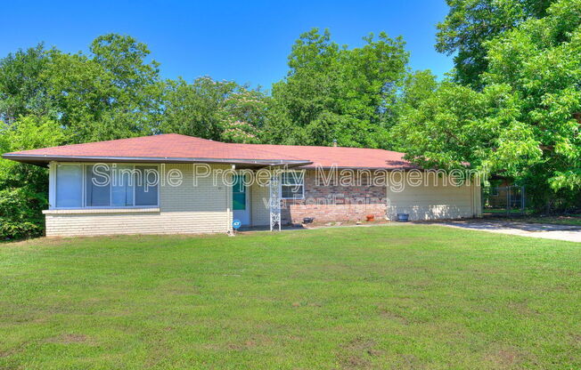 4301 N TERRY AVE