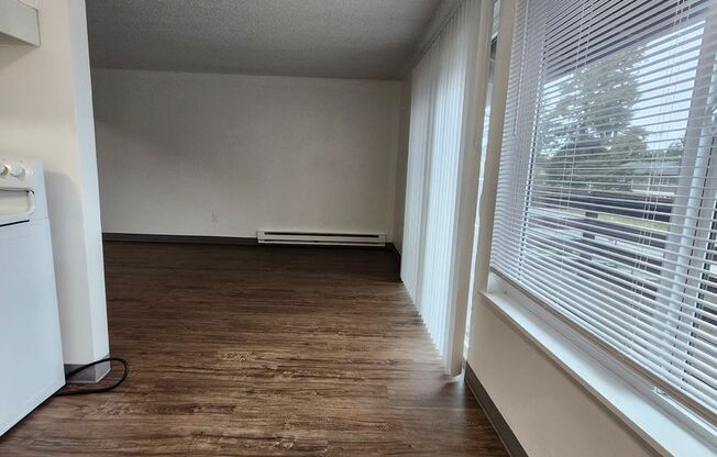 1 bed, 1 bath, 663 sqft, $1,495, Unit A-06